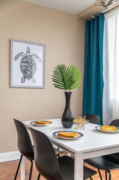 Downtown! 2Bd City View Onsite Parking King Lm809 แอตแลนตา ภายนอก รูปภาพ